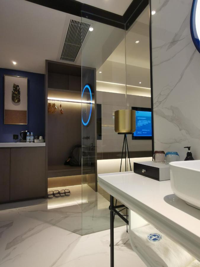 Tian Yi International Hotel 天艺国际酒店 Phnom Penh Eksteriør billede